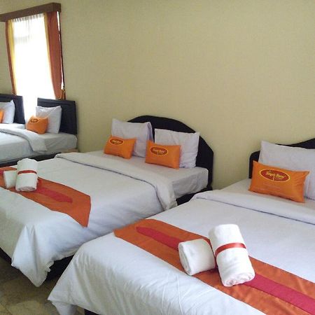 Simply Homy Guest House Pasteur バンドゥン エクステリア 写真